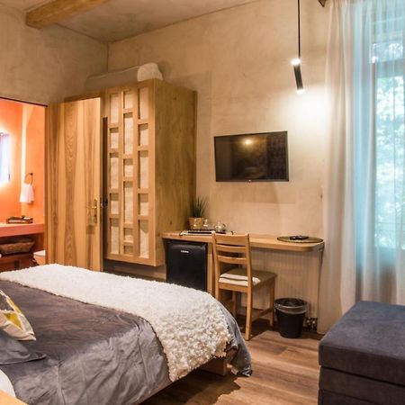 Ferienwohnung «Σκλάβας Χνάρι» Παραδοσιακός Ξενώνας Magouliana Exterior foto