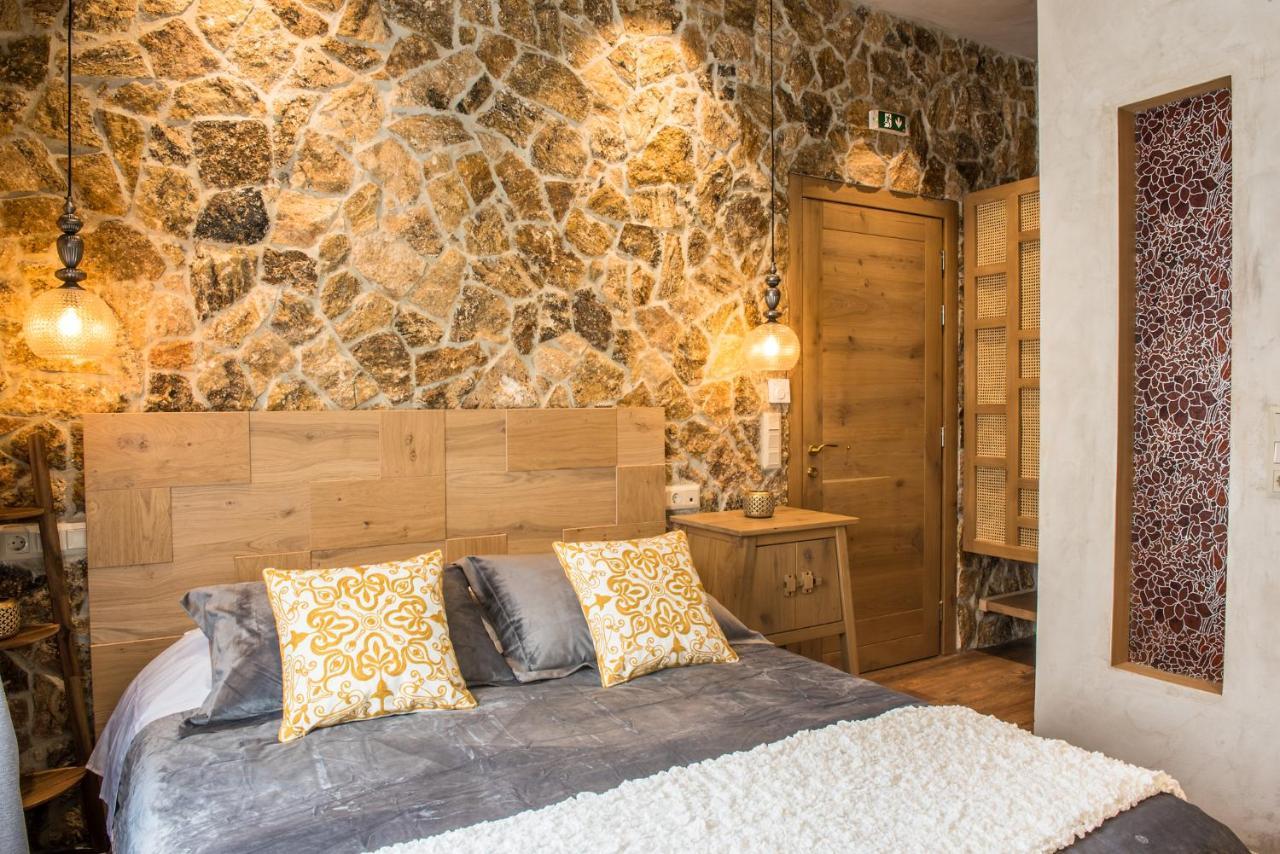Ferienwohnung «Σκλάβας Χνάρι» Παραδοσιακός Ξενώνας Magouliana Exterior foto