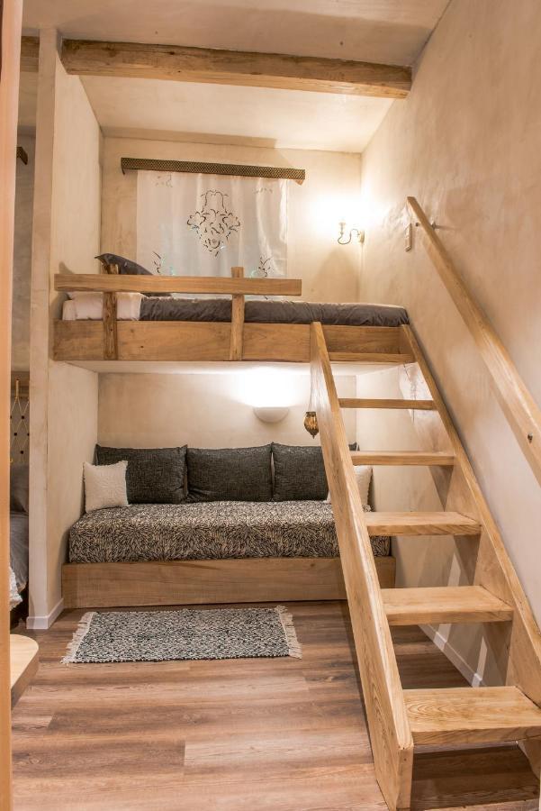 Ferienwohnung «Σκλάβας Χνάρι» Παραδοσιακός Ξενώνας Magouliana Exterior foto