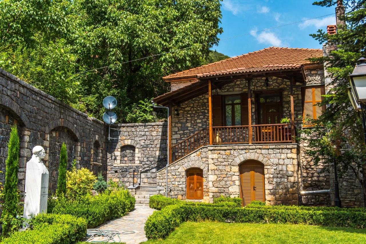 Ferienwohnung «Σκλάβας Χνάρι» Παραδοσιακός Ξενώνας Magouliana Exterior foto